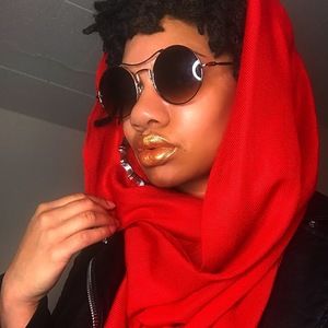 Meet your Posher, Infamouslovely